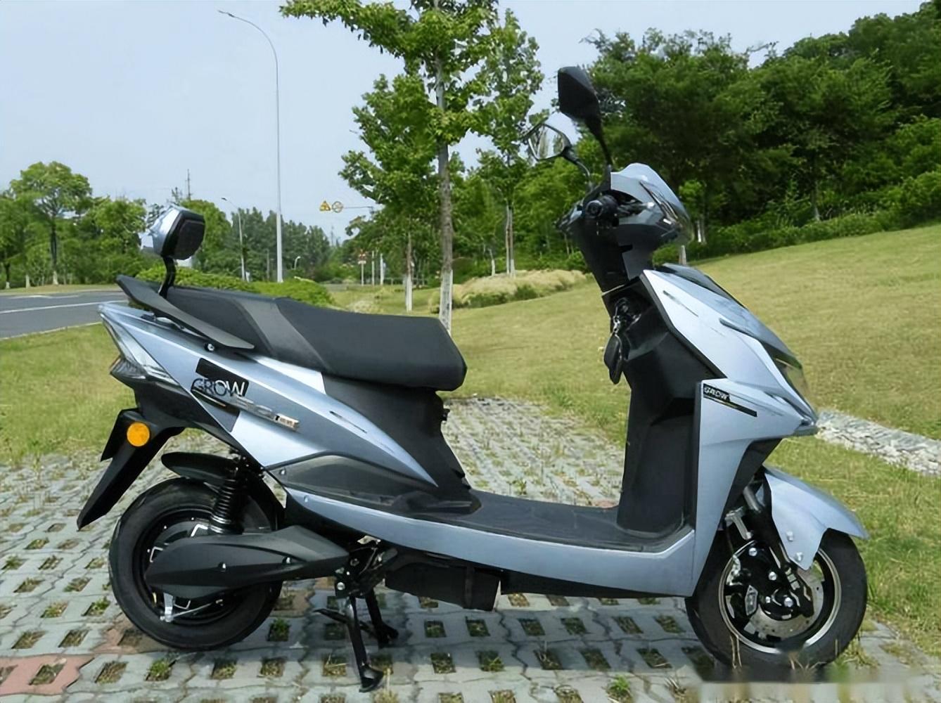 2024电动车销量排行榜_2021销量最好的电动汽车_排行电动榜销量车2024款