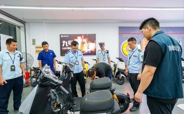 2024电动车销量排行榜_电动销量车排名前十名_排行电动榜销量车2024款