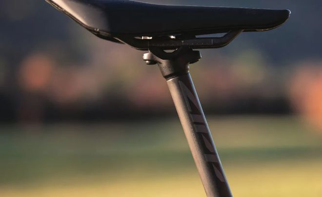 骑行碳碳官网_碳架骑行台_碳座管对骑行