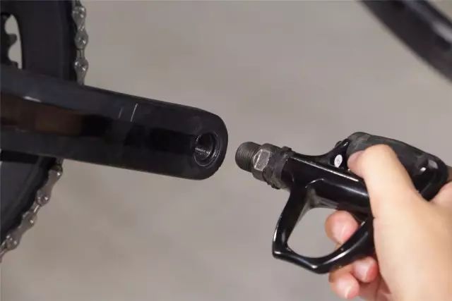 骑行碳碳的车架怎么样_碳座管对骑行_碳架骑行台