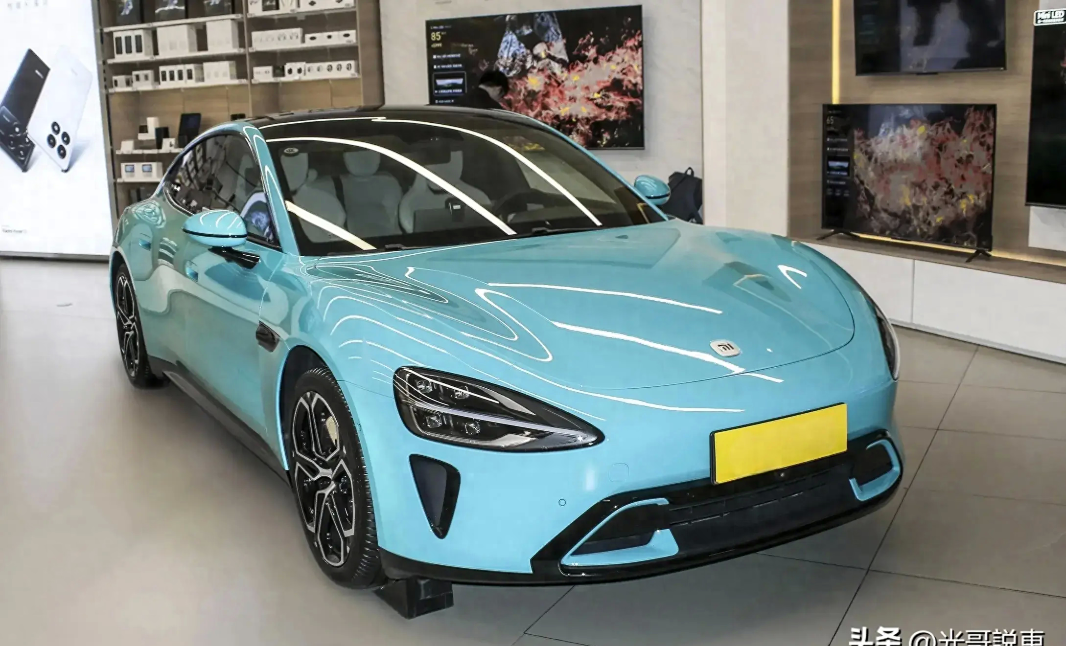 星空体育app官方下载 2024年8月纯电车销量榜分析：比亚迪强势夺冠，特斯拉面临挑战！