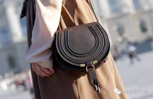 钱包钱怎么隐藏_zippy钱包多少钱_钱包钱怎么转到零钱通