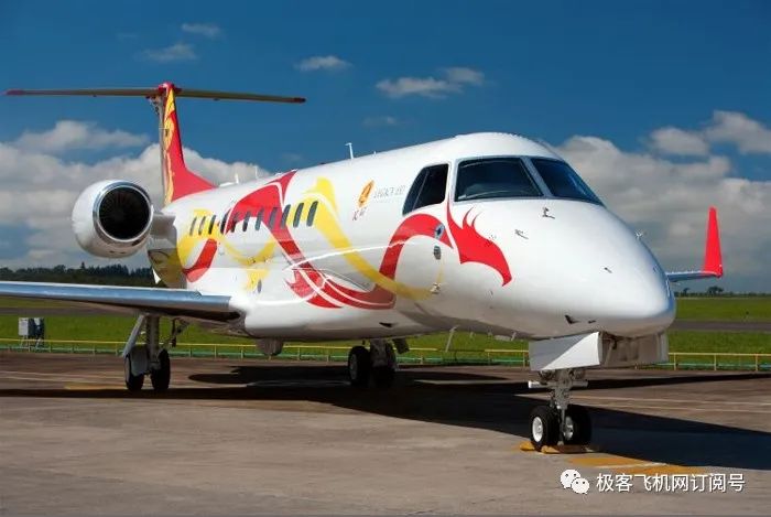 庞巴迪环球7000_环球参数庞巴迪6000万_庞巴迪环球6000参数