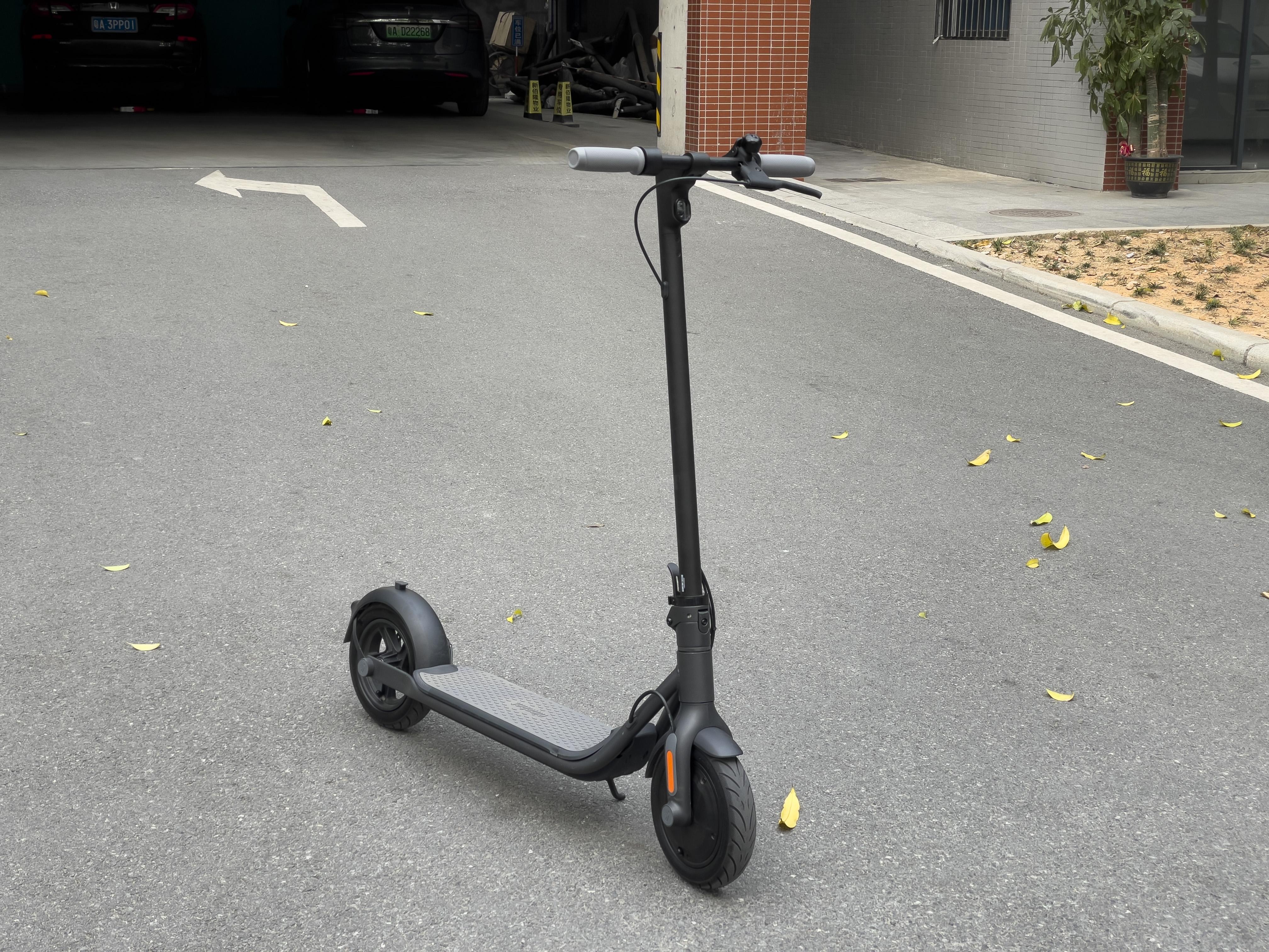 星空体育平台官网入口 九号滑板车F25图赏：如何优雅地解决「最后一公里」