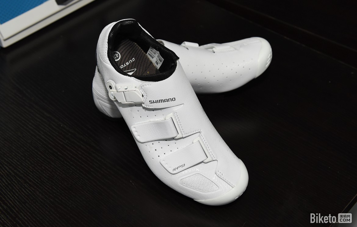 改车志丨跑题到脚上的Shimano Custom-Fit 锁鞋热塑