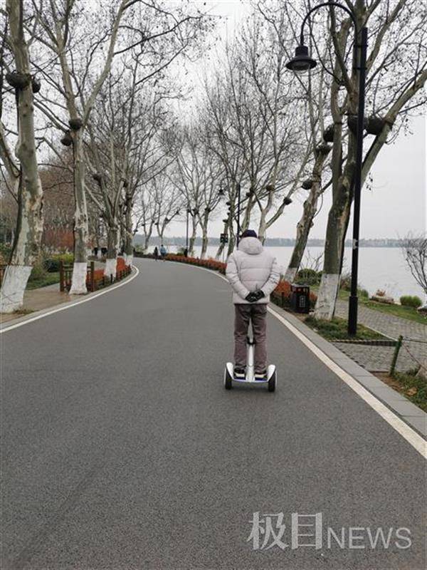 智能两轮平衡车哪家好_智能双轮平衡电动车_智能平衡两轮车