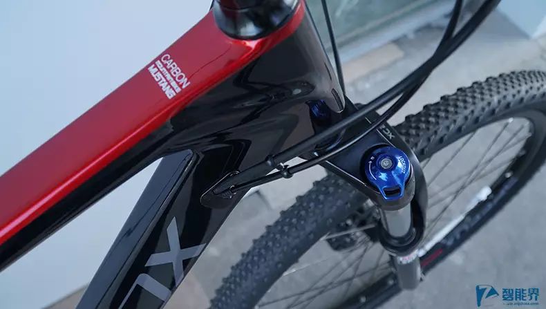 山地车前叉线控和肩控的区别_山地车前叉肩控还是线控_山地车肩控和线控图解