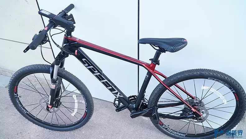 山地车肩控和线控图解_山地车前叉肩控还是线控_山地车前叉线控和肩控的区别
