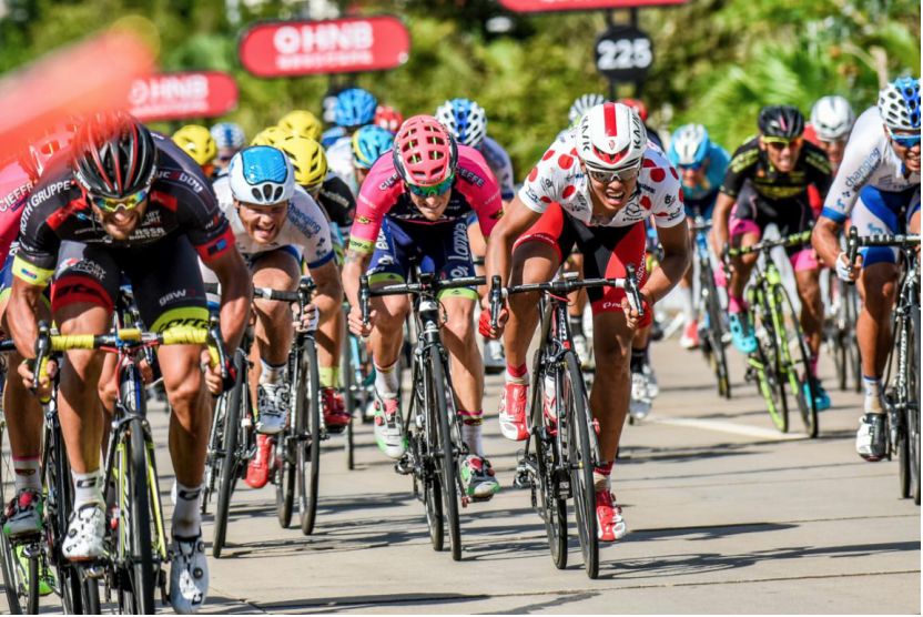 自行车xc赛道_自行车赛道需要戴头盔吗_自行车赛道宣传标识