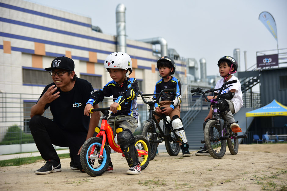 欧亚马的自行车怎么样_自行车欧亚马怎么骑_欧亚马自行车