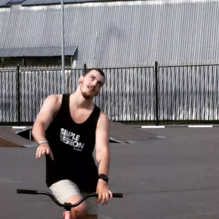 油簧前叉拆解视频_顶级油簧前叉_顶级油前叉簧怎么安装