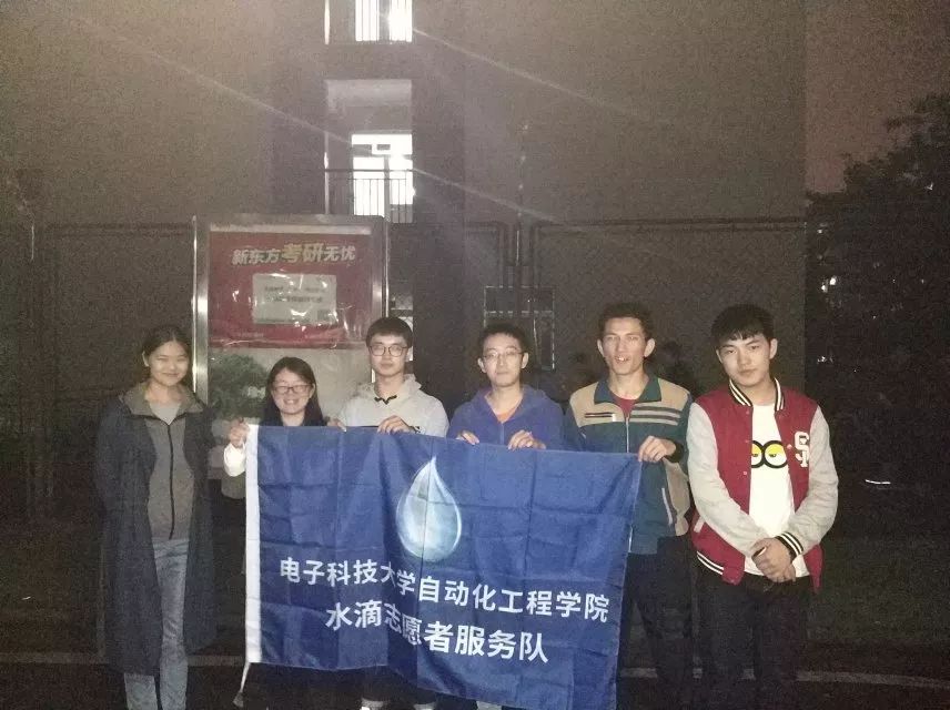 恩智浦智能车大赛_恩智浦智能车大赛规则_恩智浦智能车大赛赛车图片