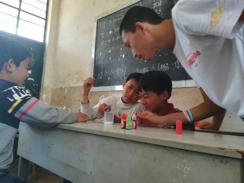 恩智浦智能车大赛赛车图片_恩智浦智能车大赛规则_恩智浦智能车大赛