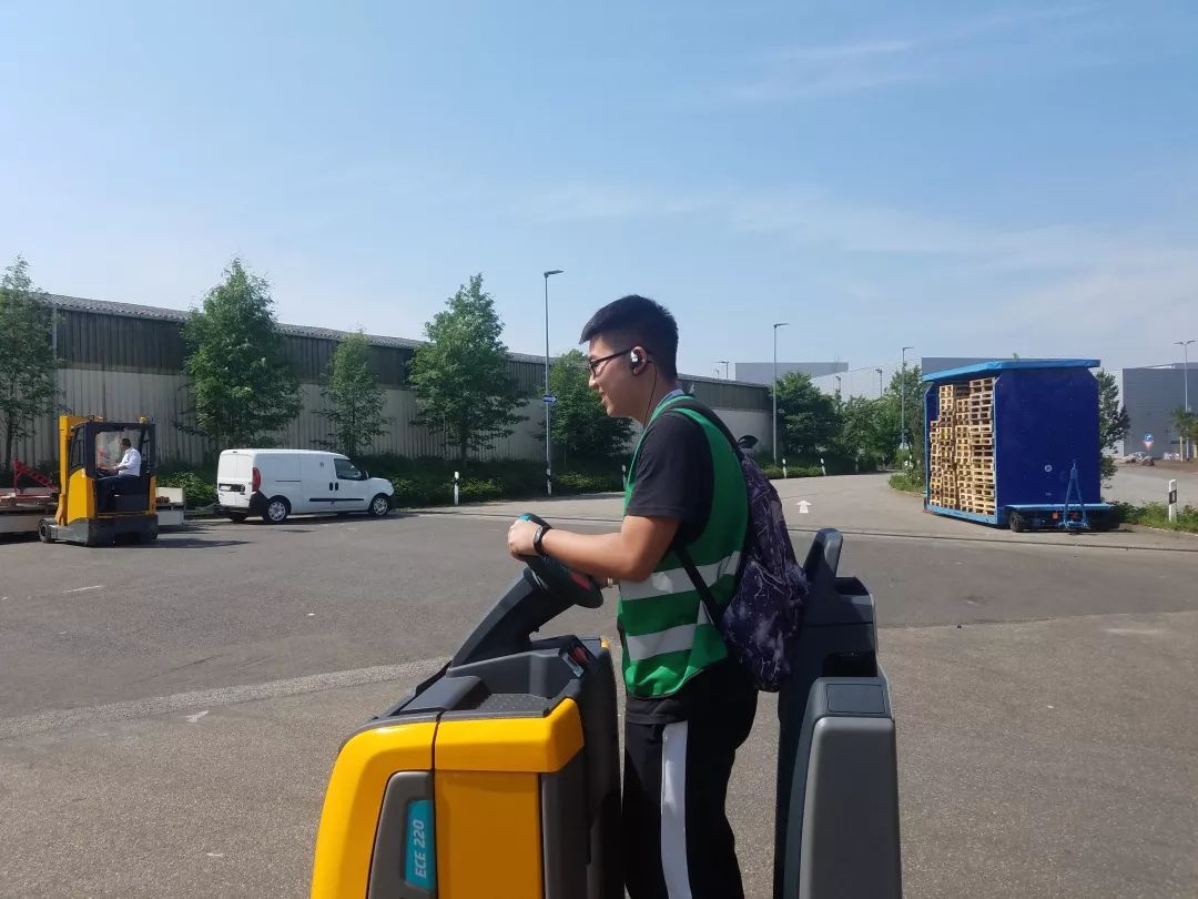 恩智浦智能车大赛规则_恩智浦智能车大赛赛车图片_恩智浦智能车大赛