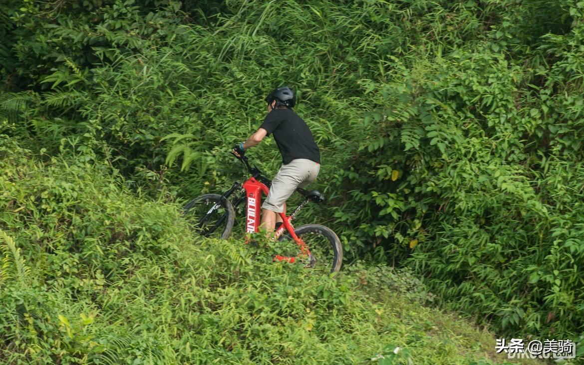 自行车前叉锁死_自行车锁死前叉好不好_自行车锁死前叉有什么用
