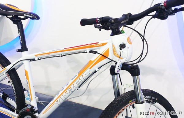 义卫士电子防盗自行车