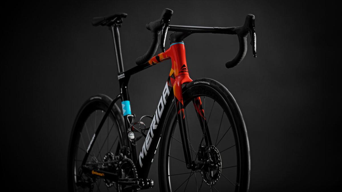 半岛·BOB官方网站 搭配12速Da 美利达第五代斯特拉公路车发布