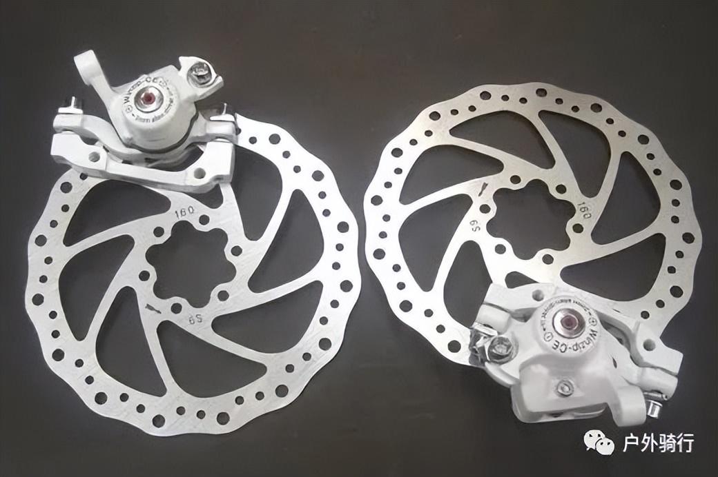 自行车前叉锁死_自行车锁死前叉好不好_自行车锁死前叉有什么用