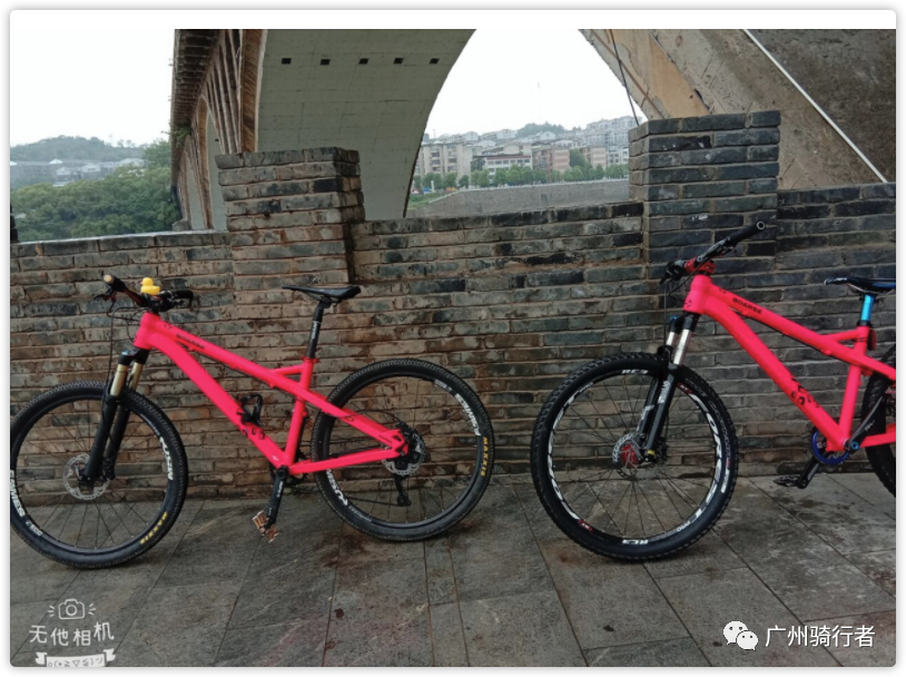 自行车前叉异响咔咔声_自行车前叉响_自行车前叉吱吱响