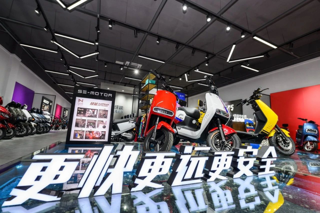 绿能电动车2021新款_绿能电动车官网价格表_绿能电动车价格如何?