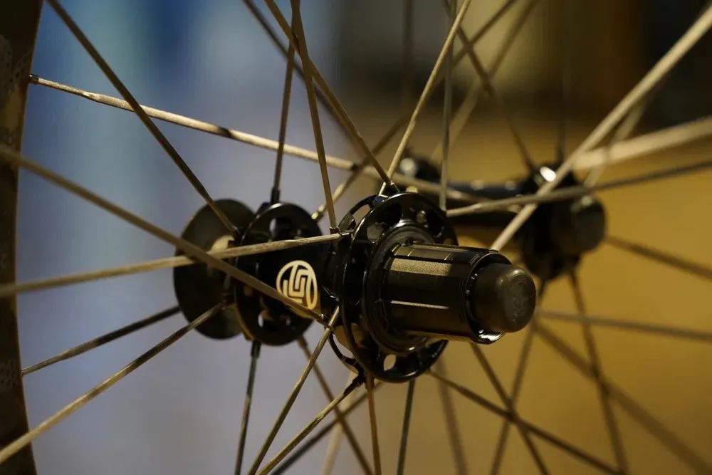 碳前叉推荐_全碳前叉安全吗_公路车碳前叉推荐