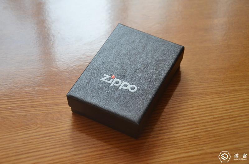 zippo打火机棉芯怎么换_zipoo打火机换新棉花_zippo打火机换棉花