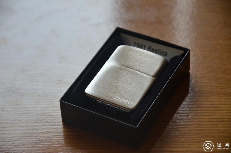 zippo打火机棉芯怎么换_zipoo打火机换新棉花_zippo打火机换棉花