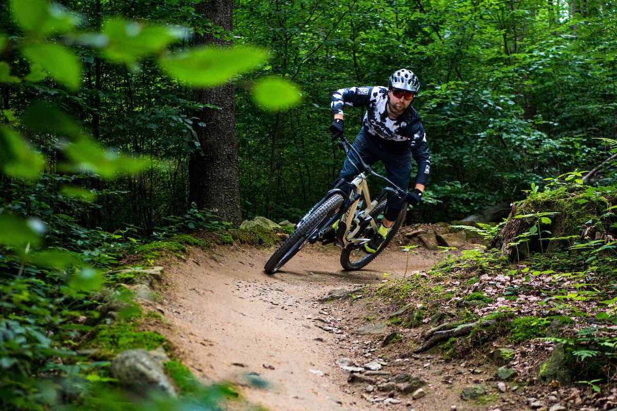 自行车加油前叉怎么安装_自行车前叉如何加油_自行车前叉加油