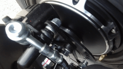 摩托鼓刹改碟刹安全吗_摩托车鼓刹改碟刹_摩托鼓刹改碟刹能过年审吗