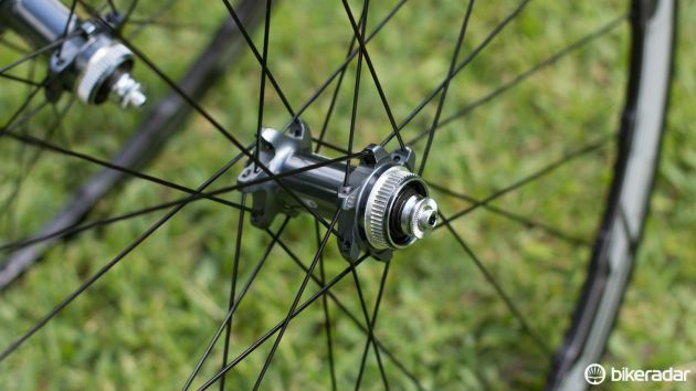 公路轮组买方指南——献给那些准备升级轮组的新手