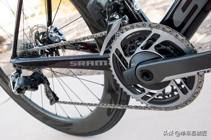 星空体育平台官网入口 后拨改装，让公路车也可以使用11-52T的飞轮，别说山上，上树都行