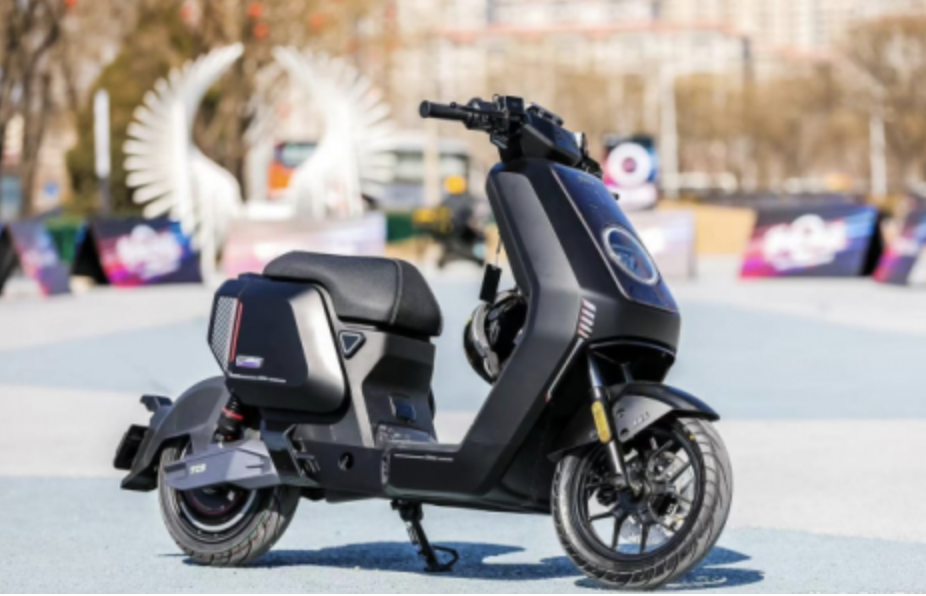 两轮平衡智能车怎么用_两轮平衡智能车_智能双轮平衡电动车