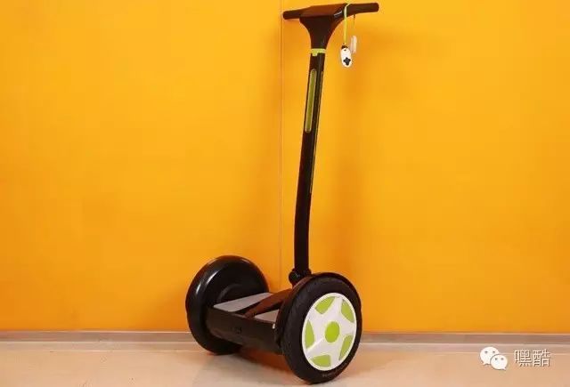 智能双轮电动平衡车_双轮电动平衡车介绍_智能双轮平衡电动车操作