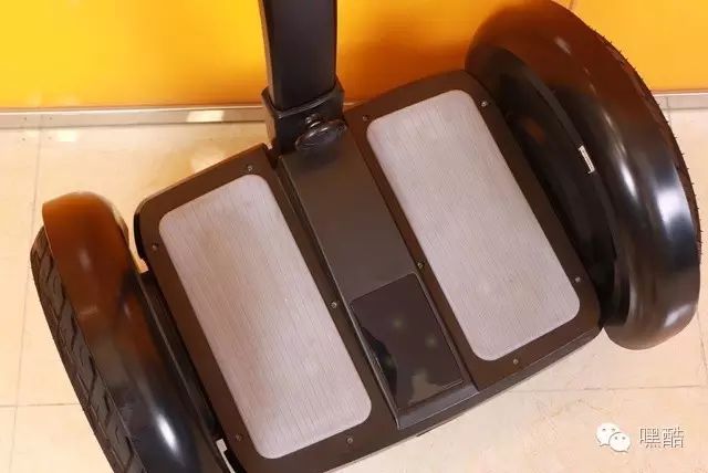 智能双轮电动平衡车_双轮电动平衡车介绍_智能双轮平衡电动车操作