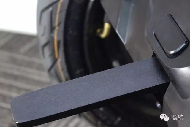 双轮电动平衡车介绍_智能双轮电动平衡车_智能双轮平衡电动车操作