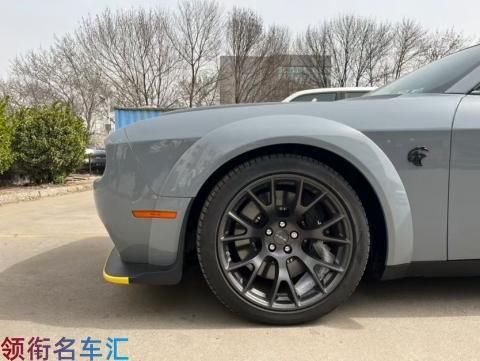 道奇地狱猫挑战者区别_道奇地狱猫挑战者多少钱_17款道奇挑战者地狱猫