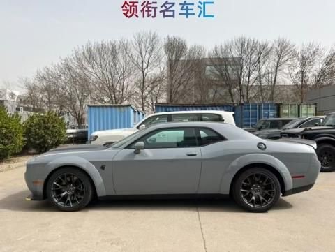 道奇地狱猫挑战者区别_道奇地狱猫挑战者多少钱_17款道奇挑战者地狱猫