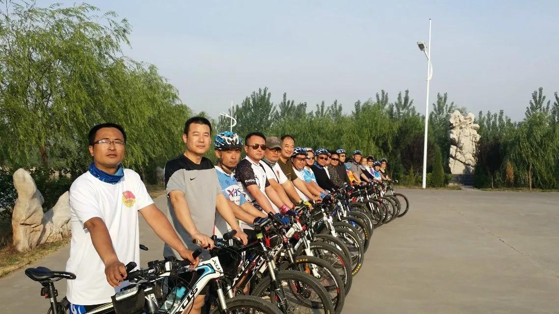 路虎可折叠山地车怎么样_路虎折叠山地车_路虎赠品折叠自行车如何折