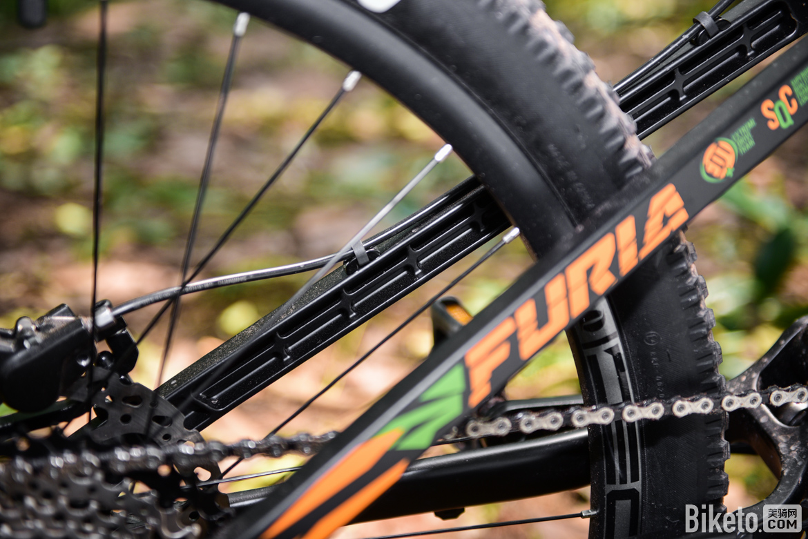 山地车线控_山地车线控锁死不回弹了_山地车控车技巧