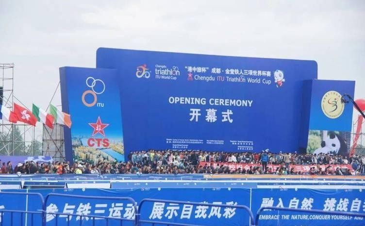 女子自行车运动_自行车运动员训练视频_女自行车运动员