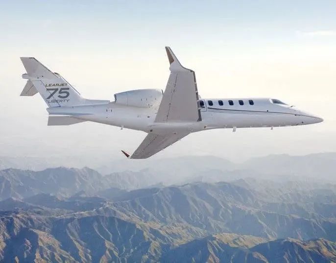 庞巴迪挑战者最新款_庞巴迪挑战者850价格_庞巴迪挑战者300起飞视频