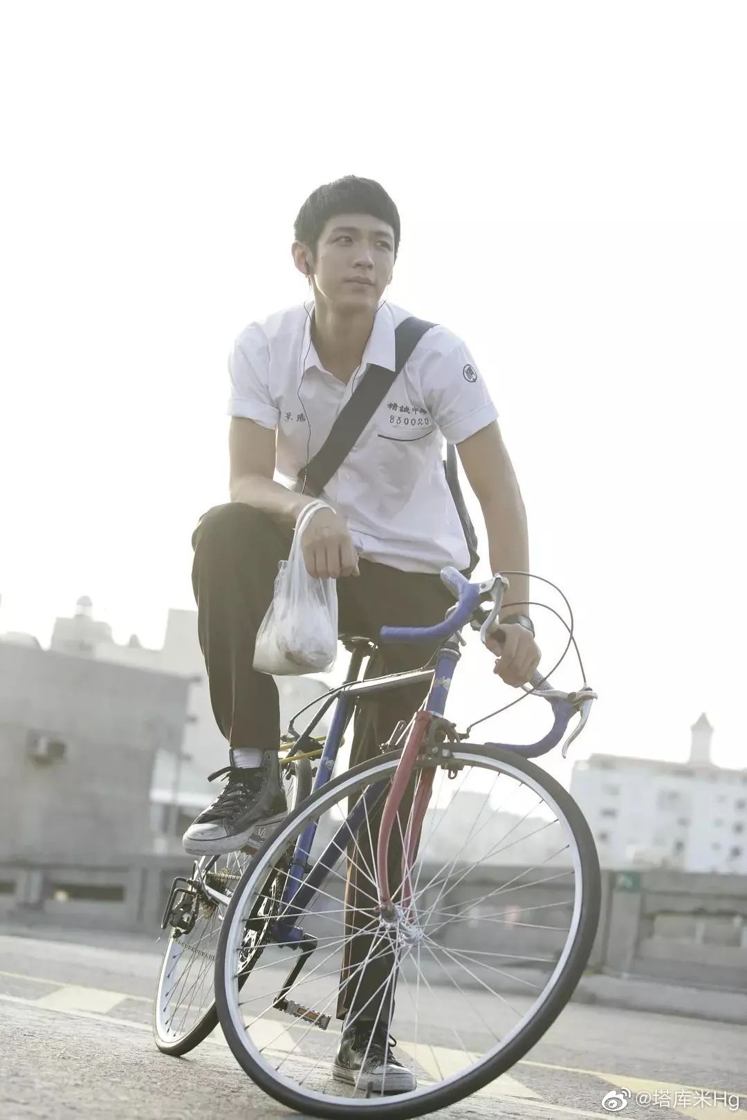 美利达飞度公路自行车_美利达飞度一共有几款_美利达飞度 中轴