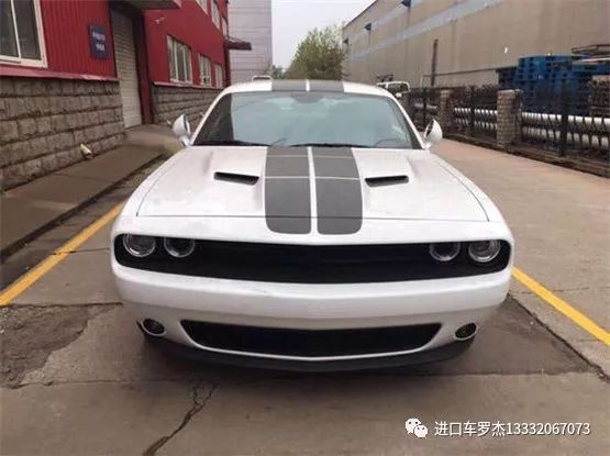 星空·体育中国官方网 壹车型报价 超有个性美式肌肉野兽18款道奇挑战者最新配置报价行情