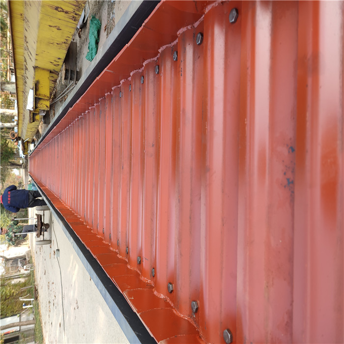 大型链板输送机分类 链板输送机主动轮都用