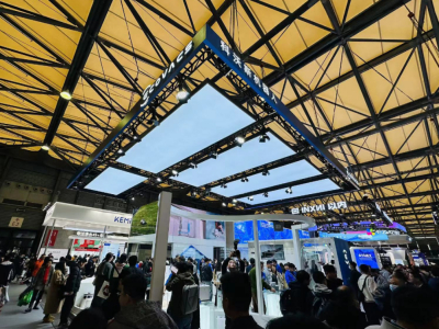 AWE 2024盛会上，科沃斯带来了涵盖各类服务机器人的新品，引领着智能清洁领域的全新体验革新。