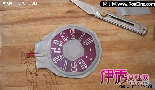 废旧硬盘改造DIY_硬盘创意手工制作_硬盘盘片材质