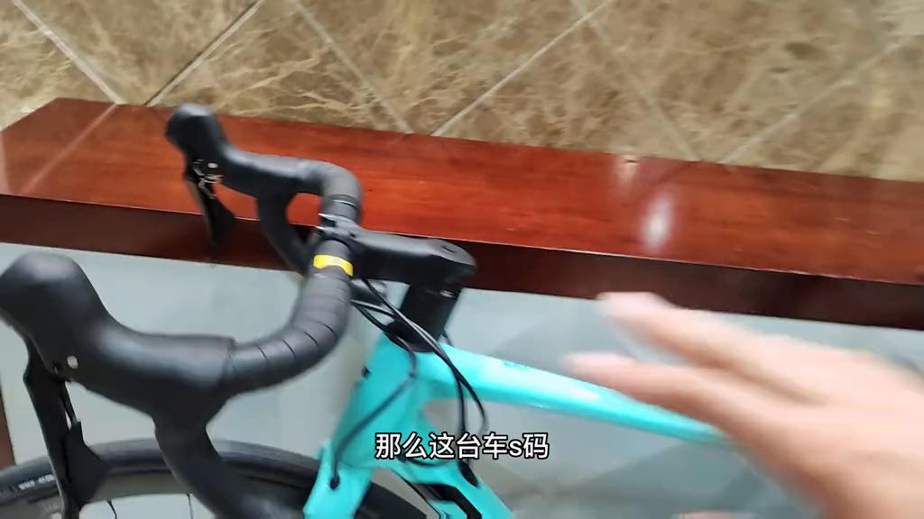 TCR ADV Pro2 disc配置分析_捷安特roma disc_捷安特TCR薄荷绿涂装