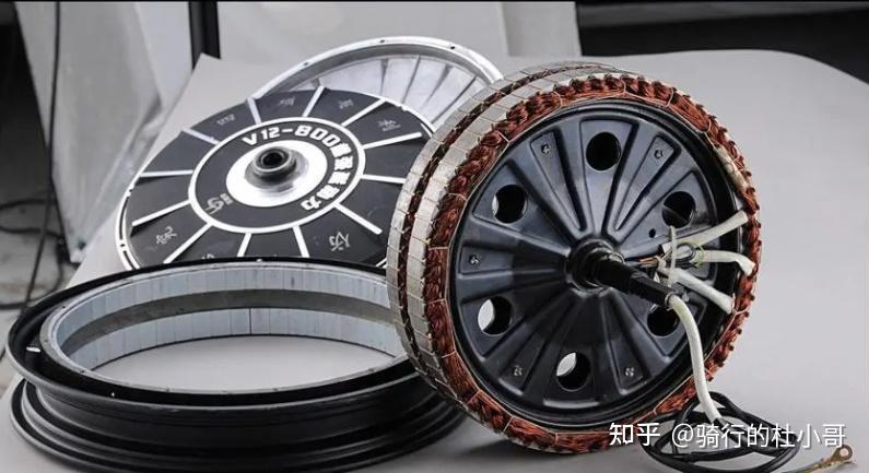 电动车新国标选购指南_绿源电瓶车是什么电池_电动车品牌选购技巧