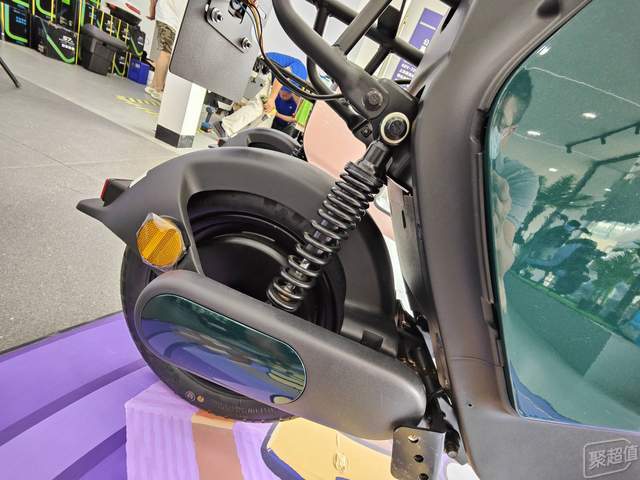 爱玛电动车自行车_爱玛自行车好不好_爱玛骠骑电动车