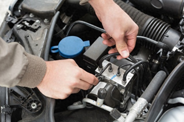 星空·综合体育官网入口 电动车维修不求人！后平叉、车架、把手与立管检测维修技巧